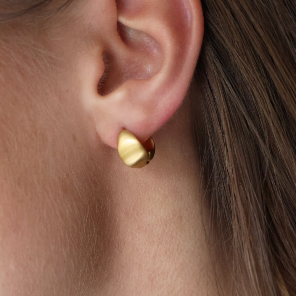 Dolly Brushed Hoops winther-studio-international