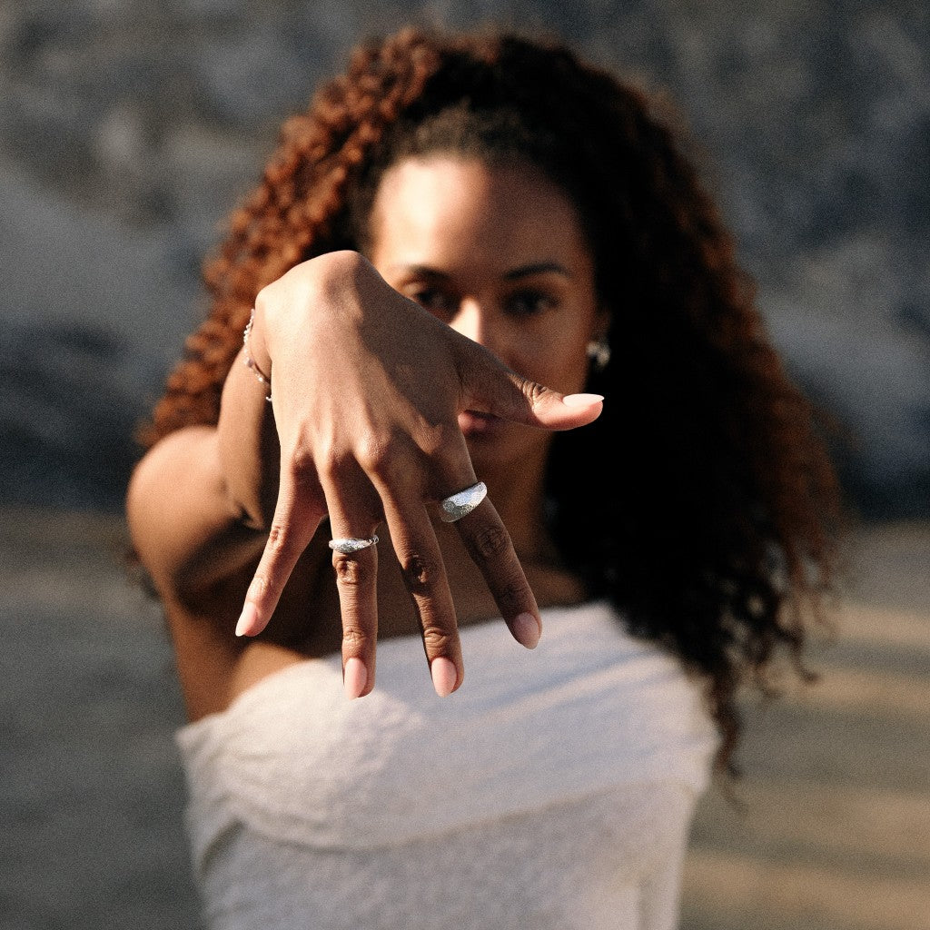 Medius Mars Ring