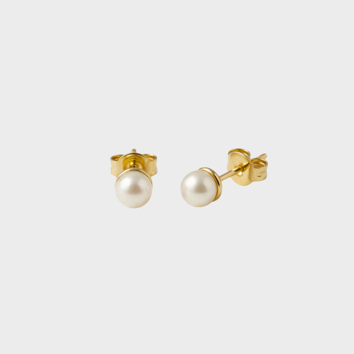 Small Pearl Earrings winther-studio-international