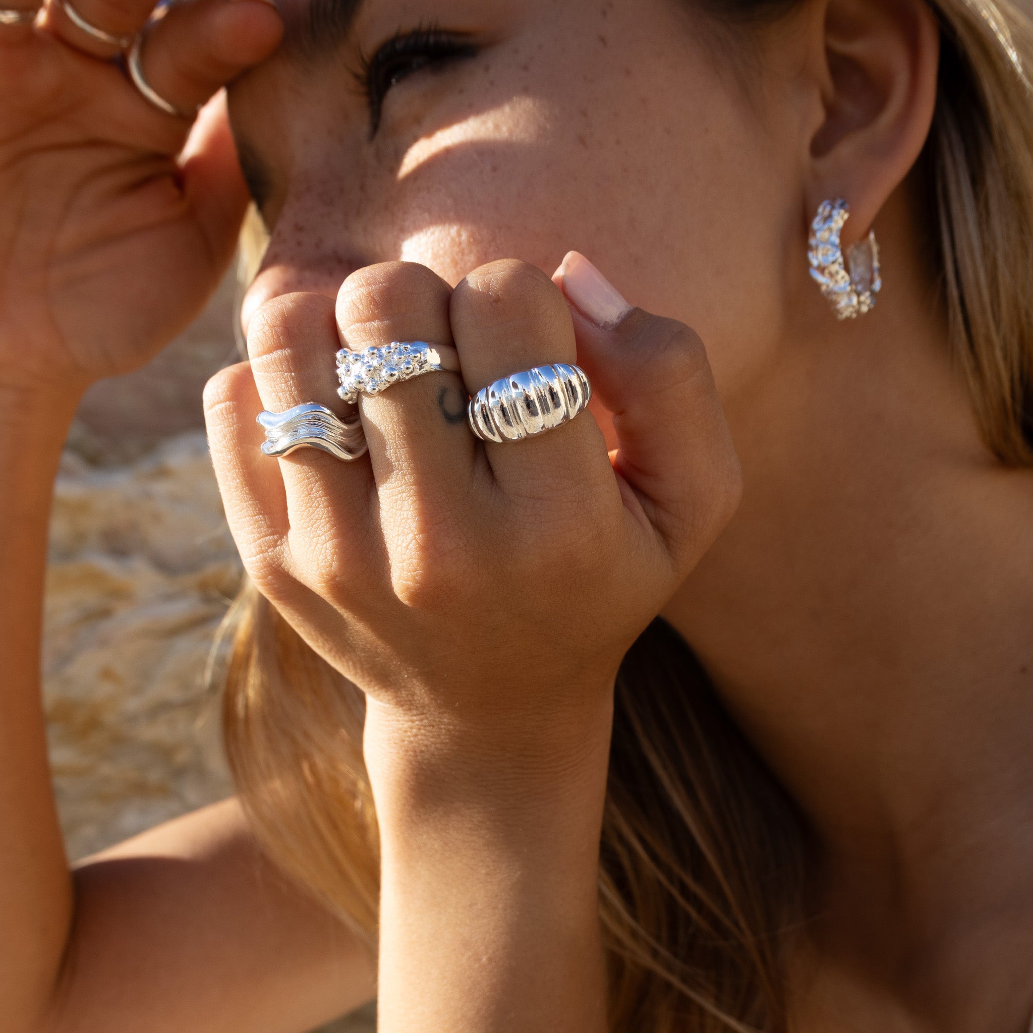 Wave Orbit Ring