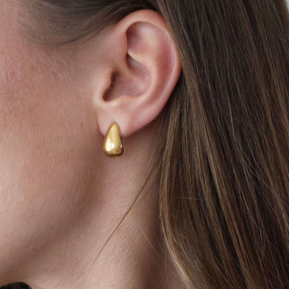 Drops Sleek Earrings winther-studio-international