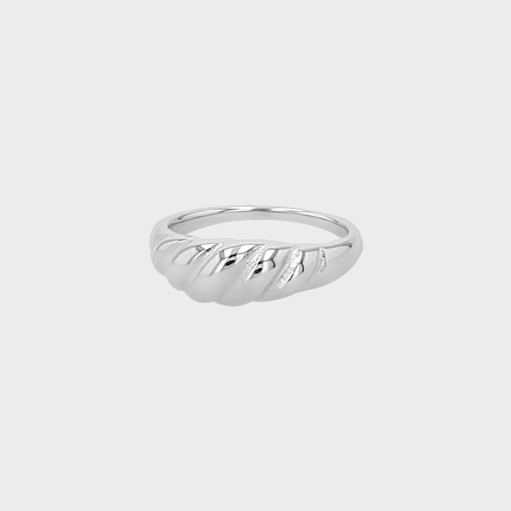 Shelly Ring winther-studio-international