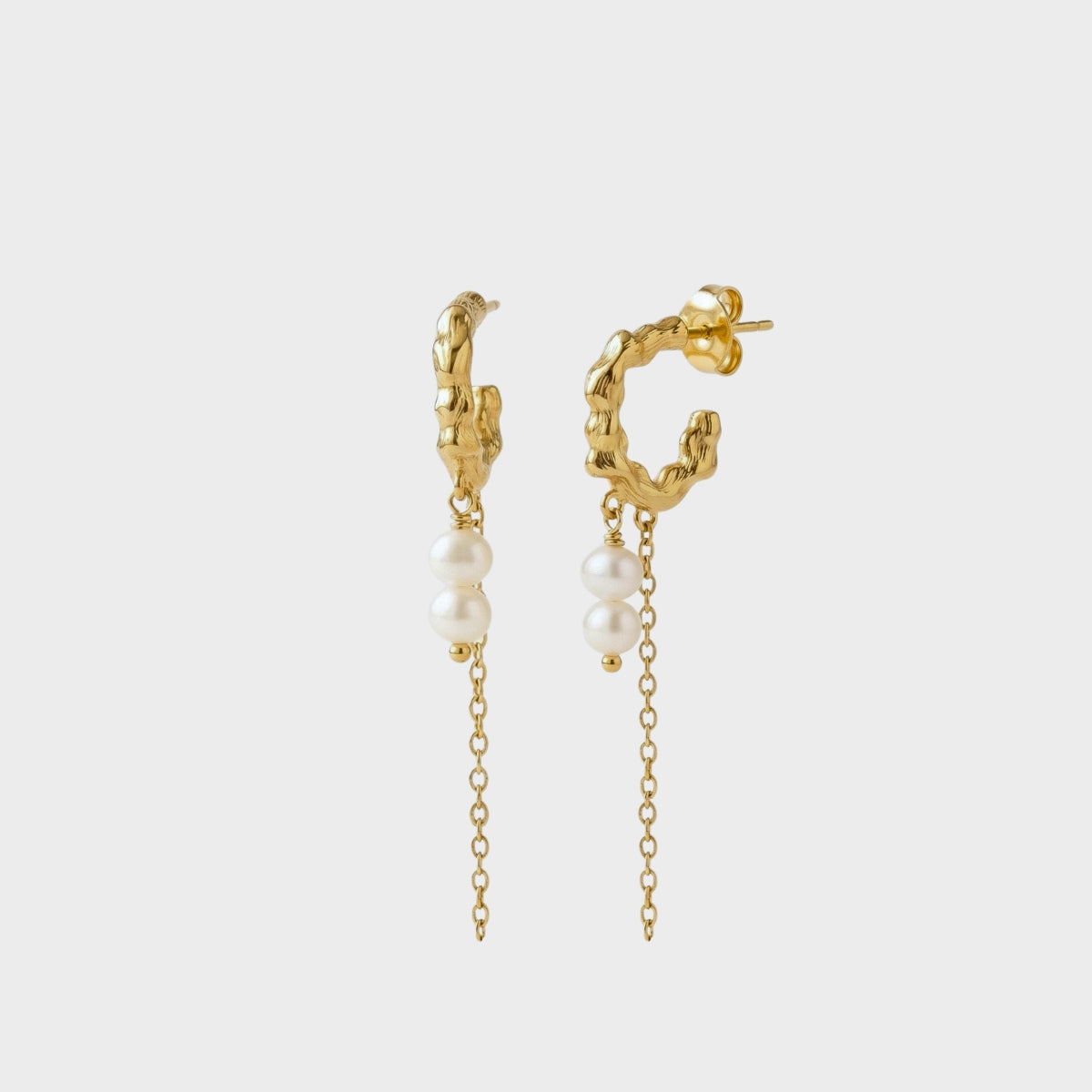 Helmi Pearl Earrings winther-studio-international