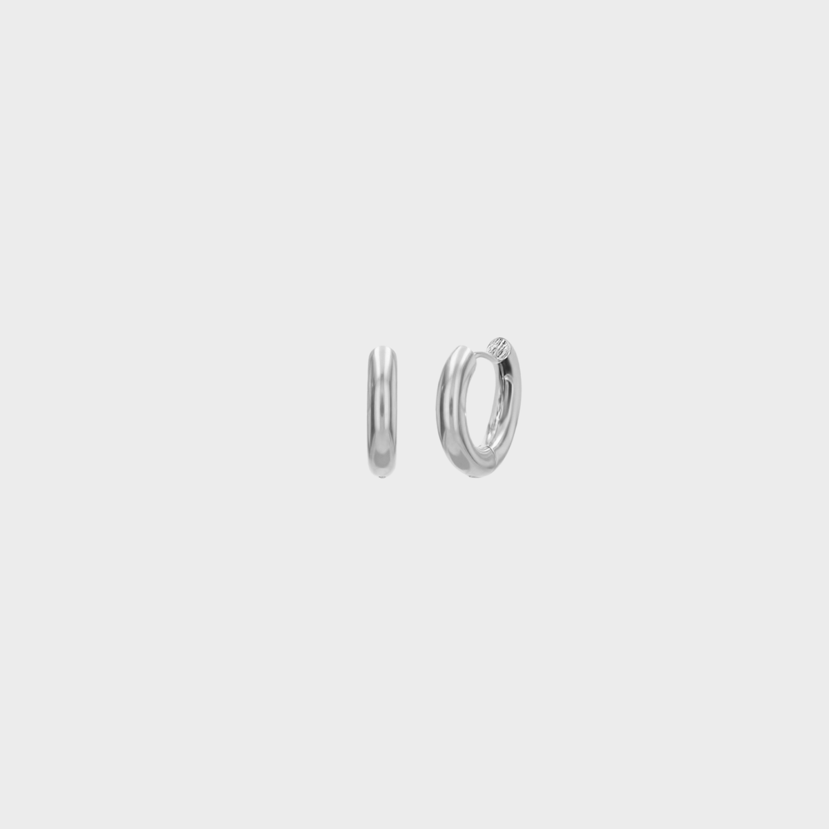 Wide Hoops winther-studio-international