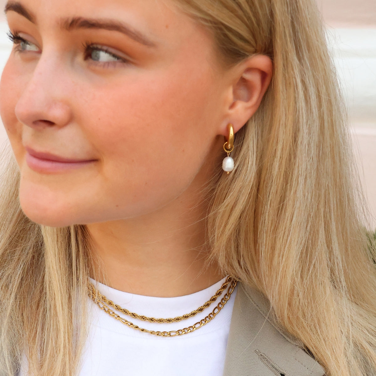 Chunky Pearl Hoops winther-studio-international